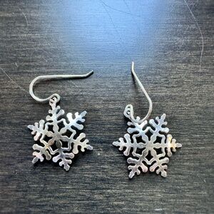 Silver Snowflake Earrings